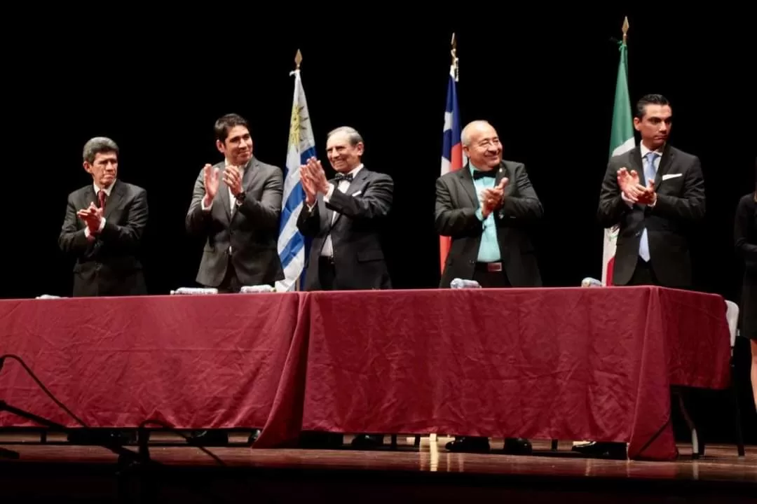 ceremonia en el teatro hidalgo en Colima